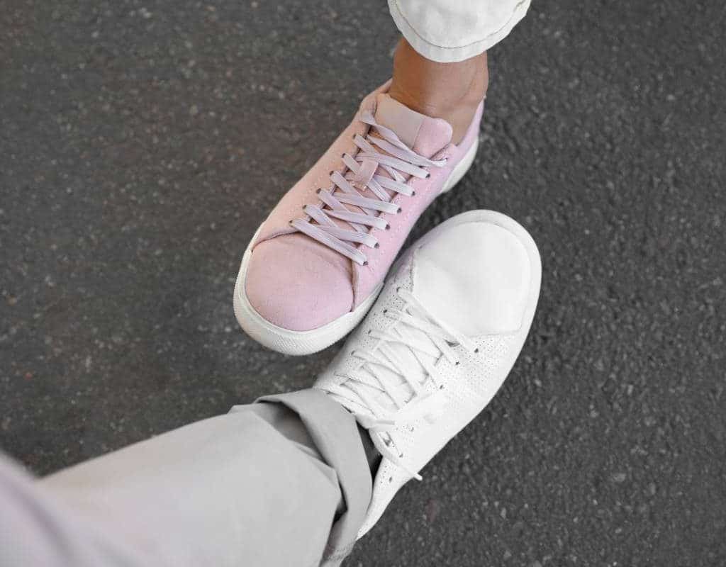 3 styles pour porter vos sneakers