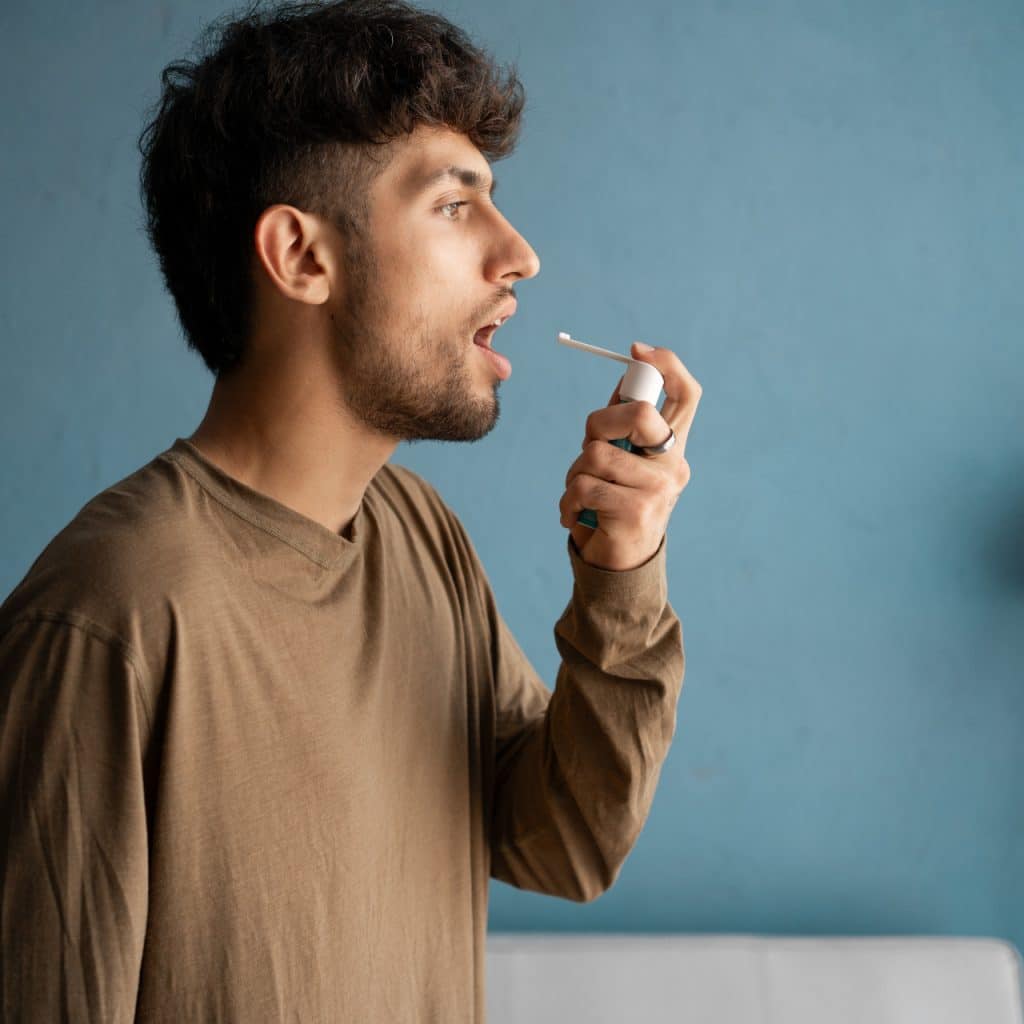 Maux de gorge peu intenses : Que faire pour éviter l&rsquo;aggravation ?